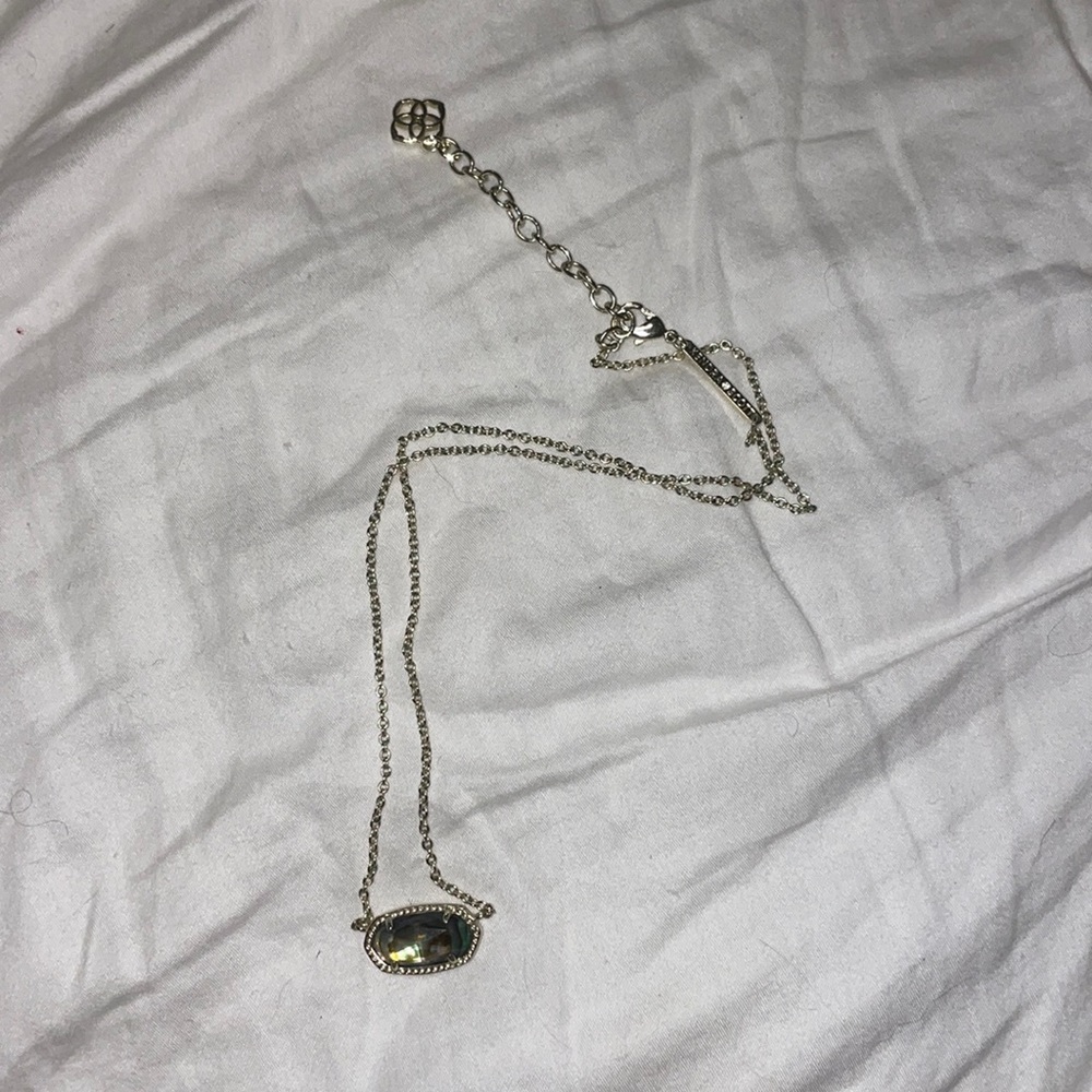 Gold Kendra Scott Necklace